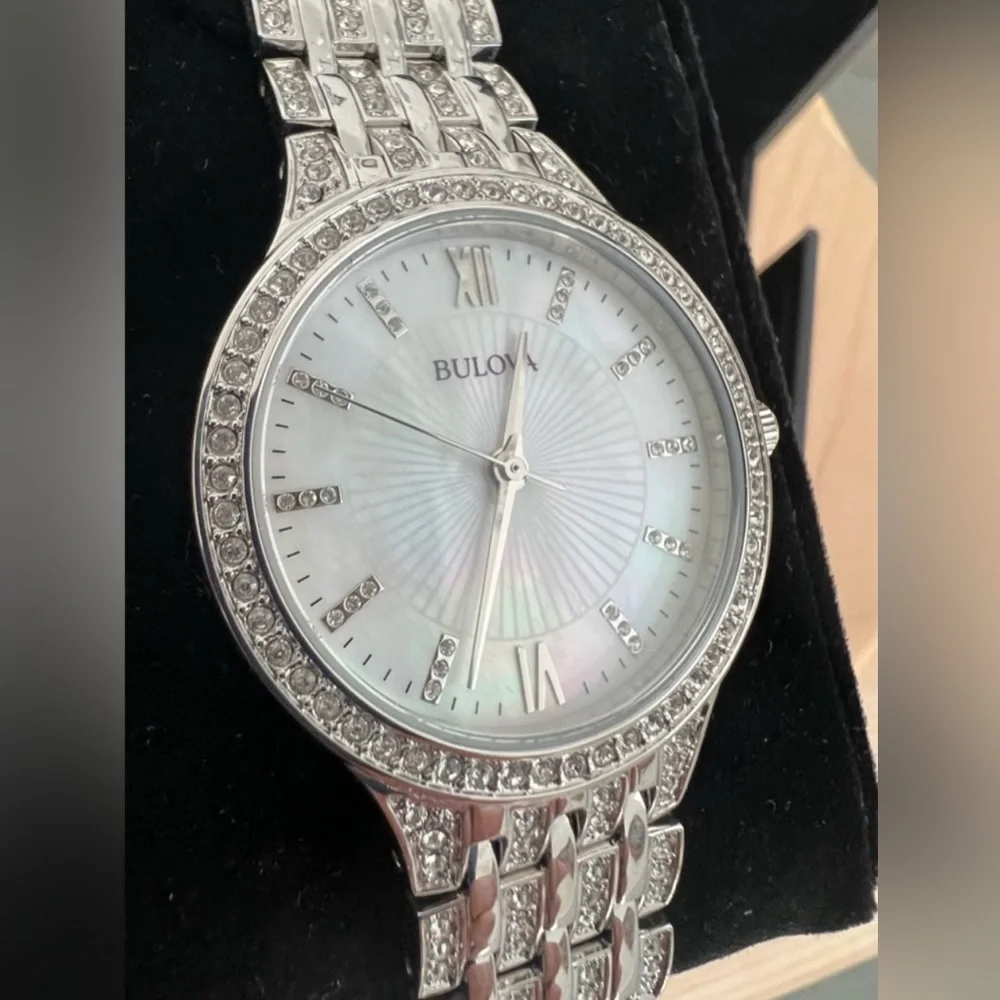 Bulova Swarovski Crystal Ladies Watch Mother of Pearl Face Gorgeous New w/o Tags